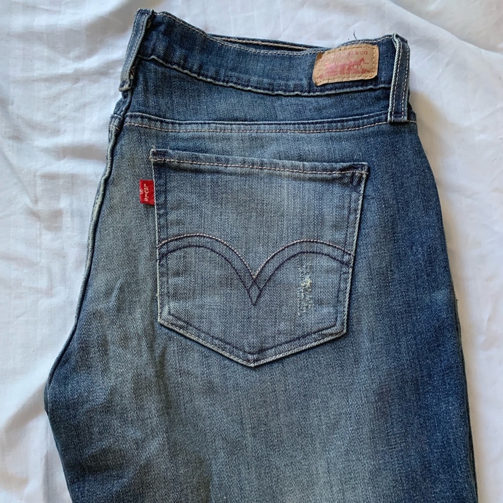 Levi’s Too Superlow 524 Distressed Jeans